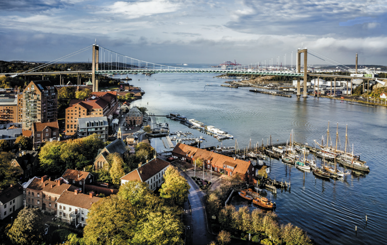 Photo of bridge in Sweden